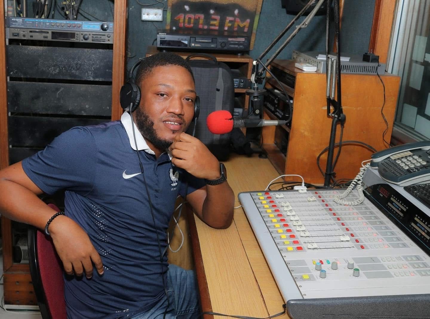 Dominique Beldor : une passion radiophonique inébranlable face aux défis Dominique Beldor : une passion radiophonique inébranlable face aux défis