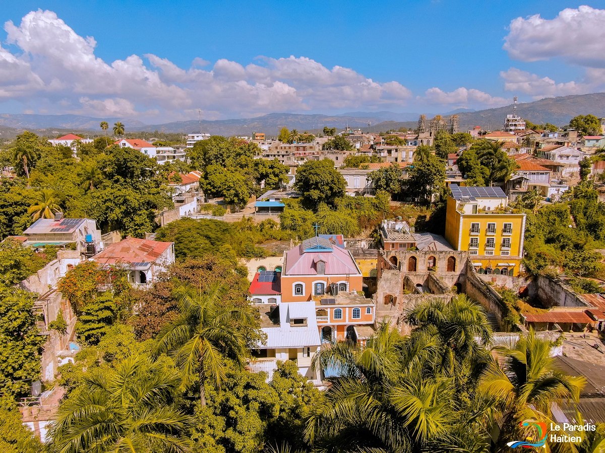Haïti - Jacmel et Cayes-Jacmel : Quelle différence ?
