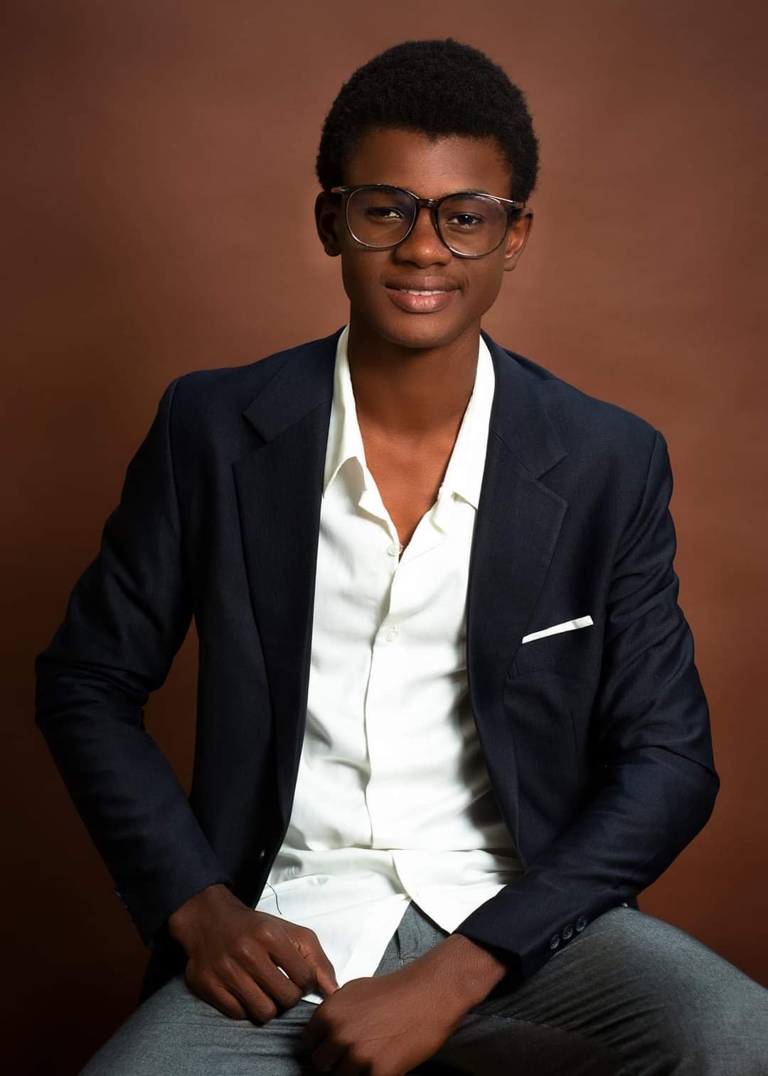 Jean Wood Jude, dit poète silencieux, sort son tout premier recueil de Poèmes. Jean Wood Jude, dit poète silencieux, sort son tout premier recueil de Poèmes.