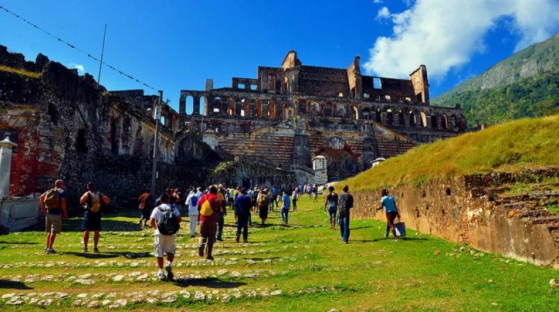 Journée Mondiale du Tourisme : 7 raisons qui font d’Haïti une Destination Touristique Exceptionnelle