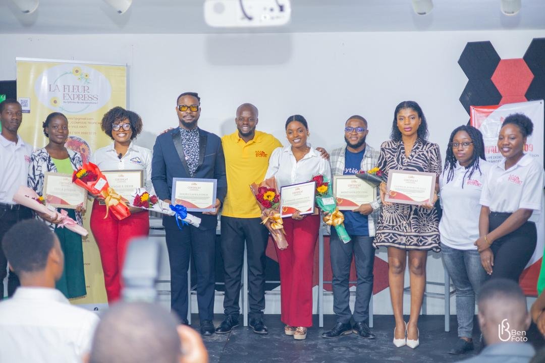 Sommet des Jeunes Activistes : Une jeunesse connectée et engagée pour l’avenir d’Haïti ! Sommet des Jeunes Activistes : Une jeunesse connectée et engagée pour l’avenir d’Haïti !