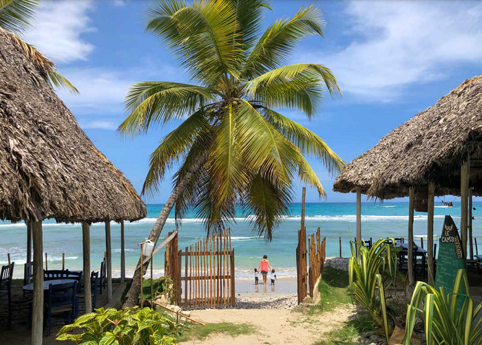 Exploration de Cayes-Jacmel, Haïti : À la découverte d’un trésor touristique et culturel. Exploration de Cayes-Jacmel, Haïti : À la découverte d’un trésor touristique et culturel.